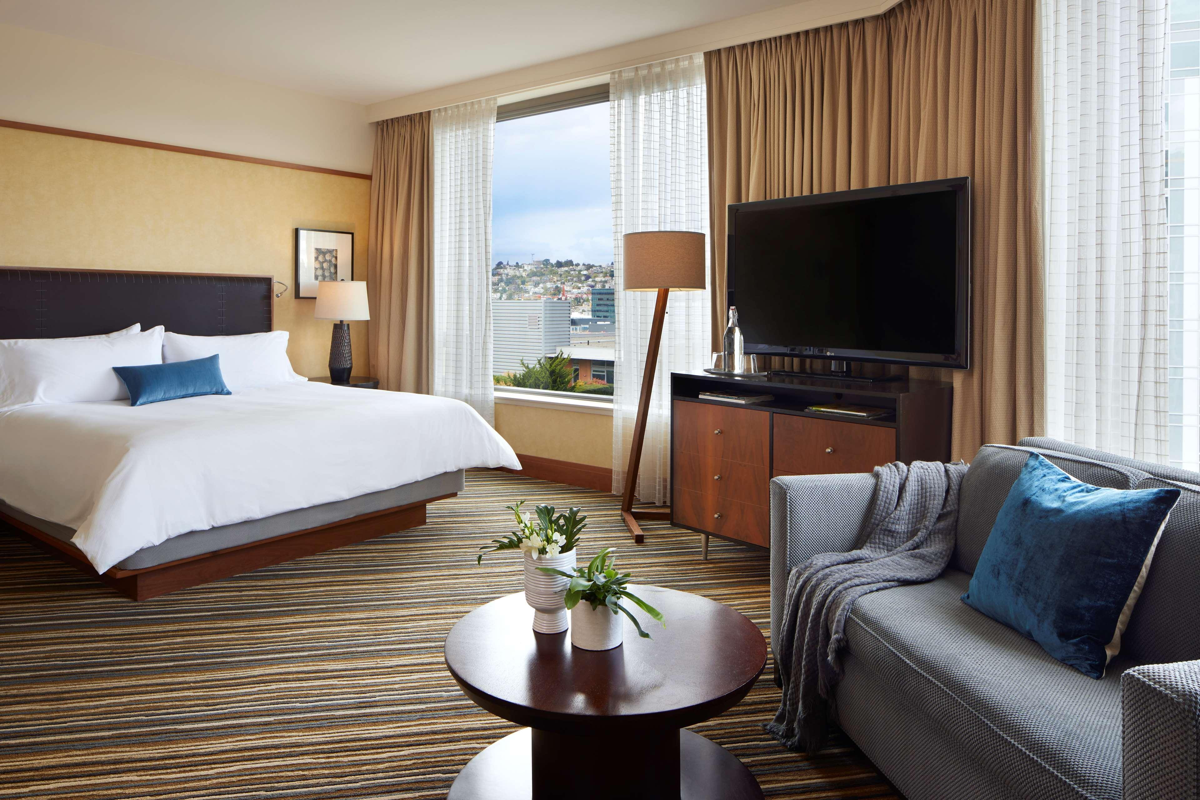 1 Hotel Seattle Exterior foto A room at the Hotel Nikko San Francisco